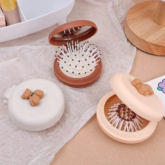 Brosse à cheveux, fillette, decoratif