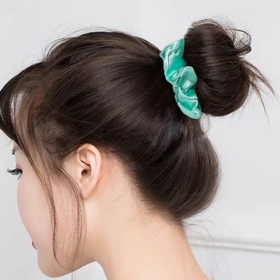 Chouchous Satin 60 pieces pour femmes et fille scrunchie couleurs bonbon